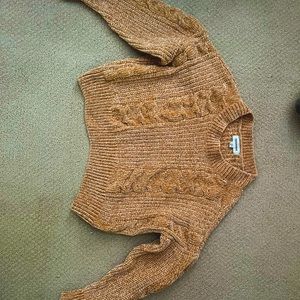 Neutral-Yellow Cropped Cocovive Sweater - Extremely soft!